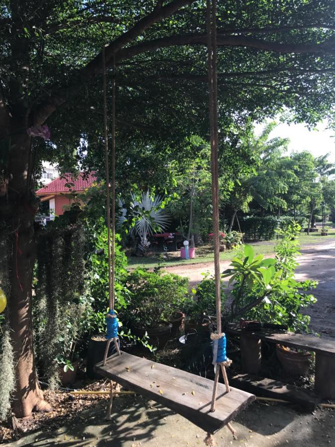 Baan Suan Sukjai Resort Chaiyaphum Extérieur photo